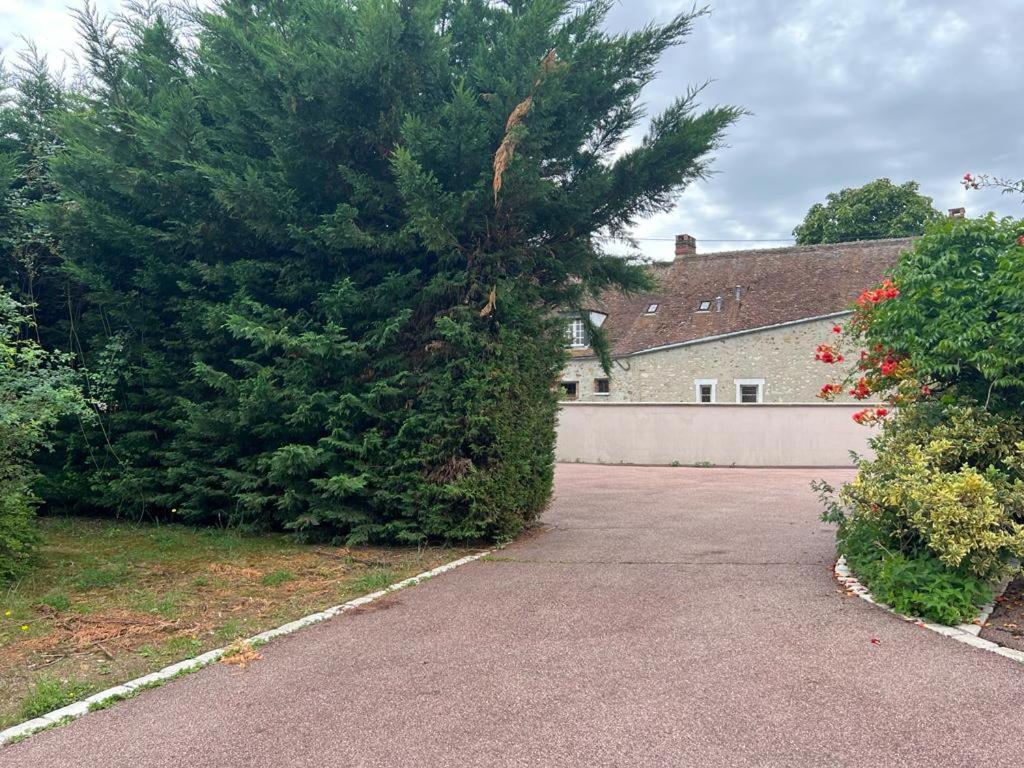 Villa La Cle Des Champs - Les Grais 1H10 De Paris Bazoches-sur-le-Betz Exterior foto