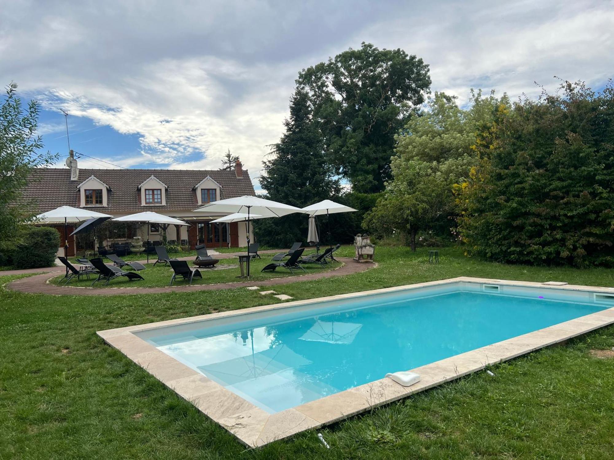 Villa La Cle Des Champs - Les Grais 1H10 De Paris Bazoches-sur-le-Betz Exterior foto